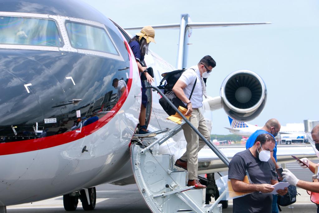 Salvadoreños procedentes de República Dominicana y Cuba regresan al país con todos los protocolos sanitarios salvadorenos-procedentes-de-republica-dominicana-y-cuba-regresan-al-pais-con-todos-los-protocolos-sanitarios